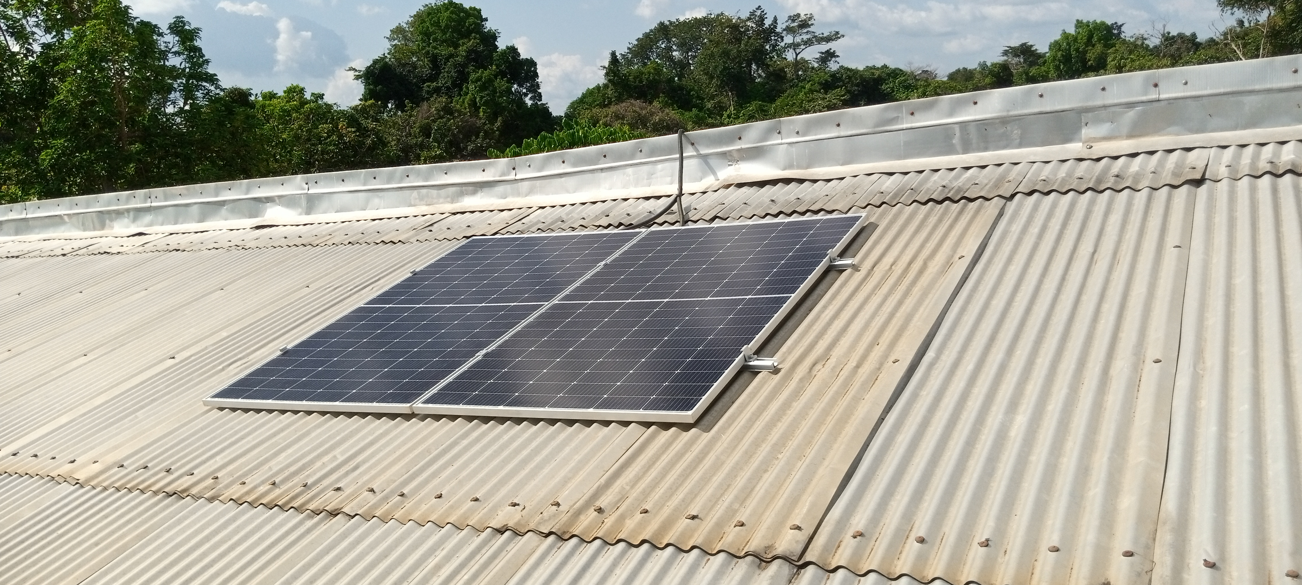 Installation pompe solaire hybride 